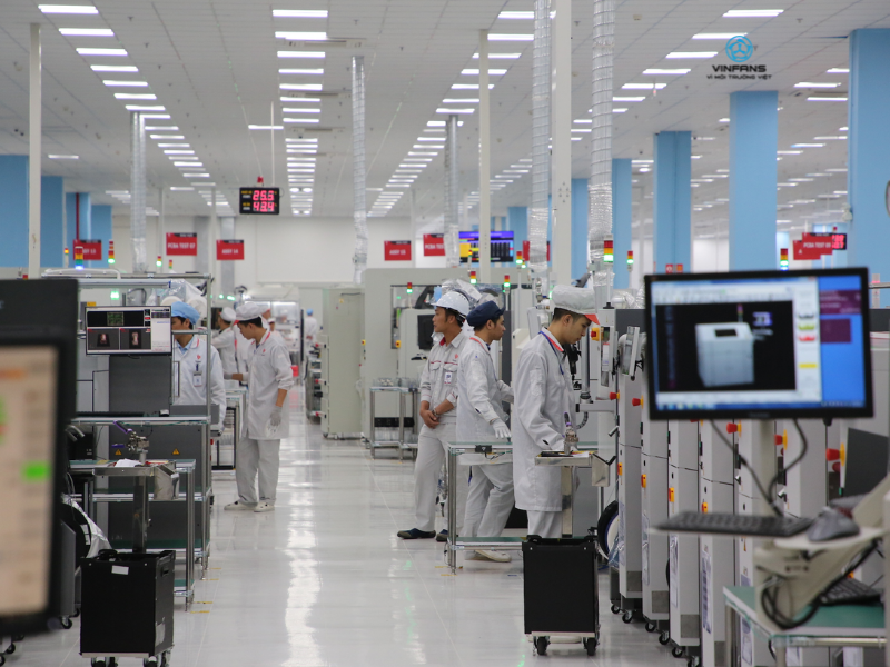 Hệ thống quạt làm mát điều hòa điểm tại LG do VinFans lắp đặt