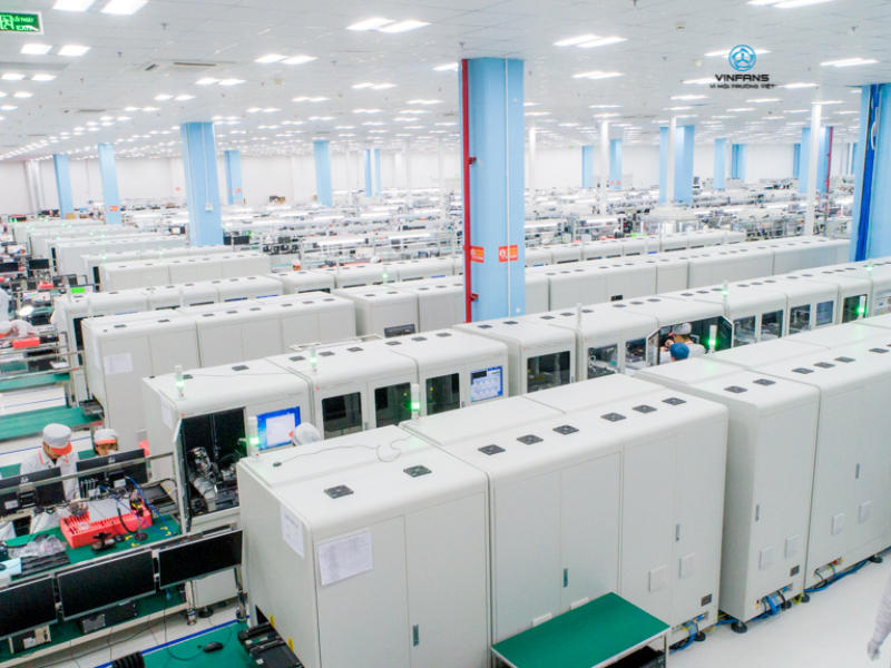 Hệ thống quạt làm mát điều hòa điểm tại LG bền bỉ vượt thời gian